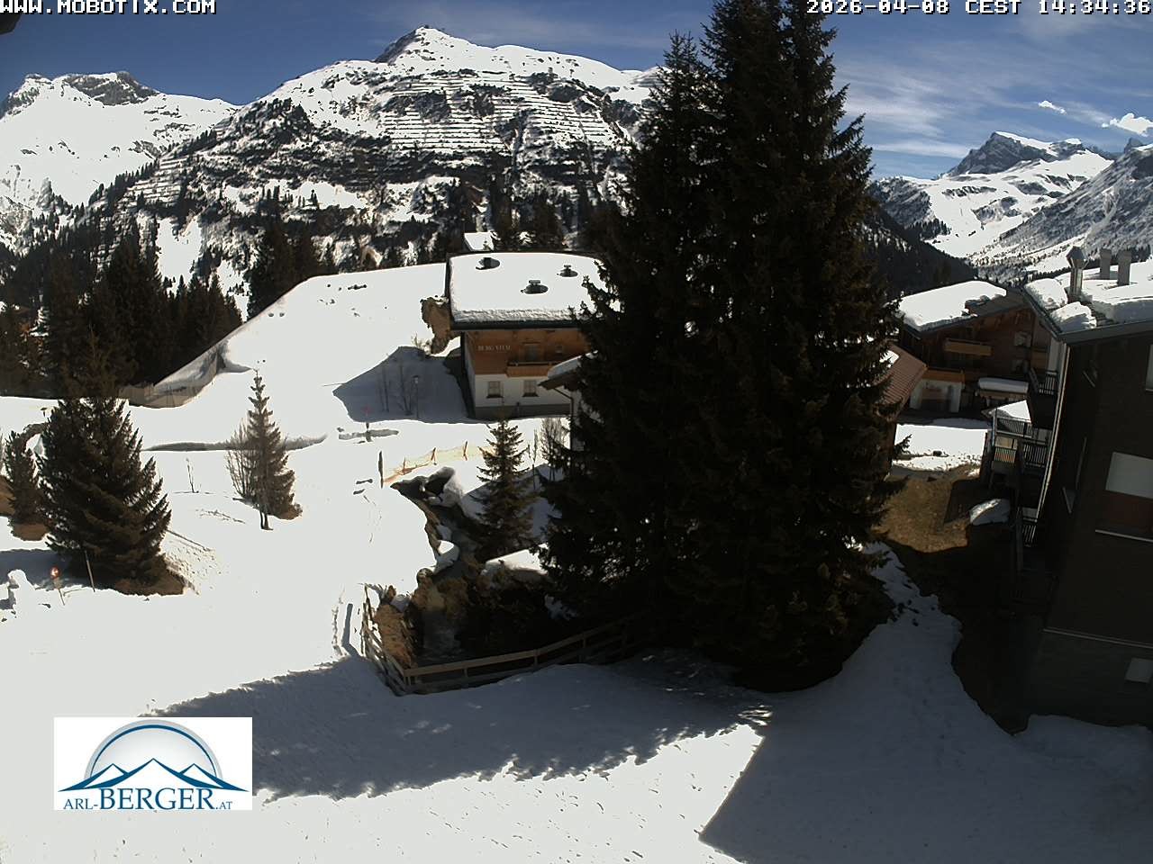 Archiv Foto Webcam Oberlech: Pension Berger