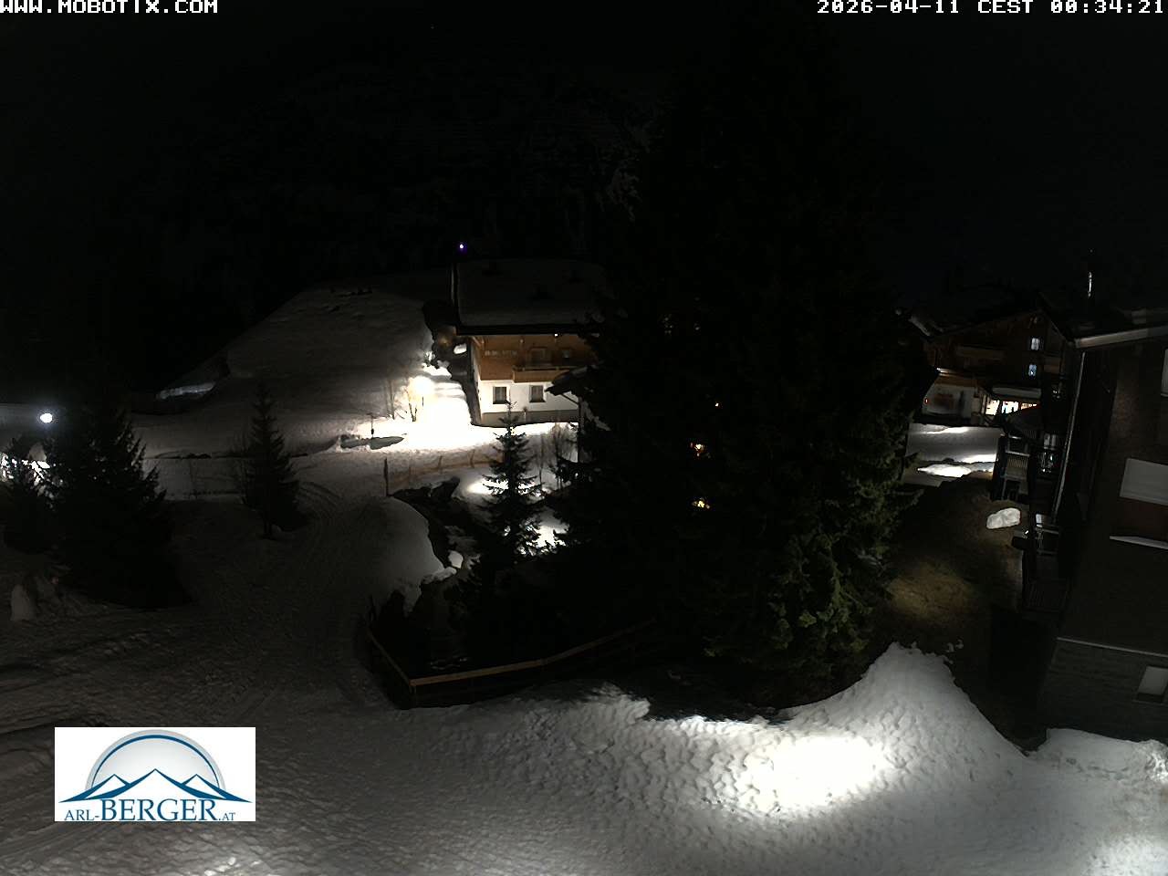 Archived image Webcam Oberlech: guest house Berger