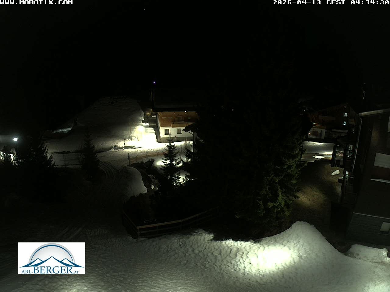 Archived image Webcam Oberlech: guest house Berger