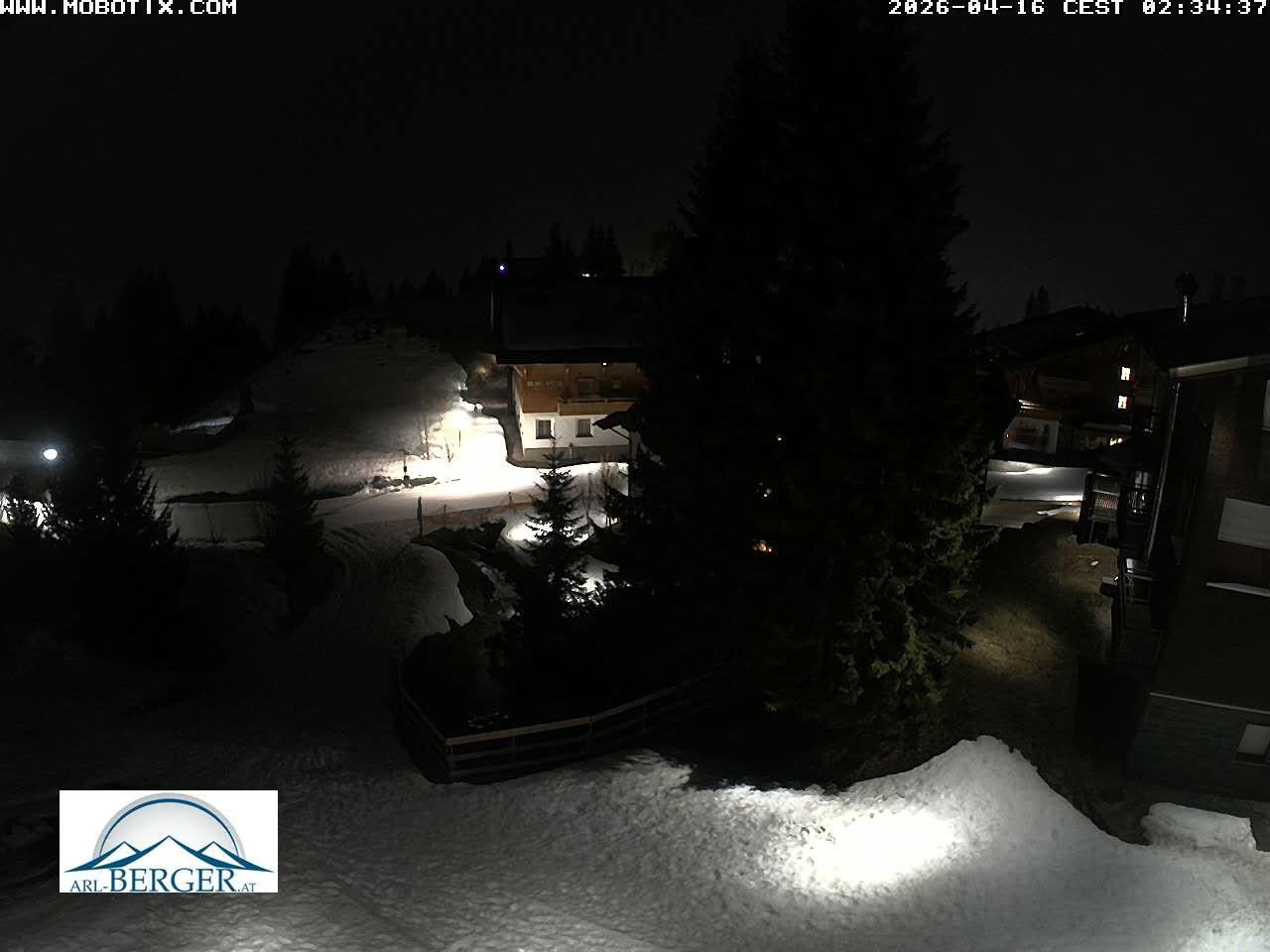 Archiv Foto Webcam Oberlech: Pension Berger