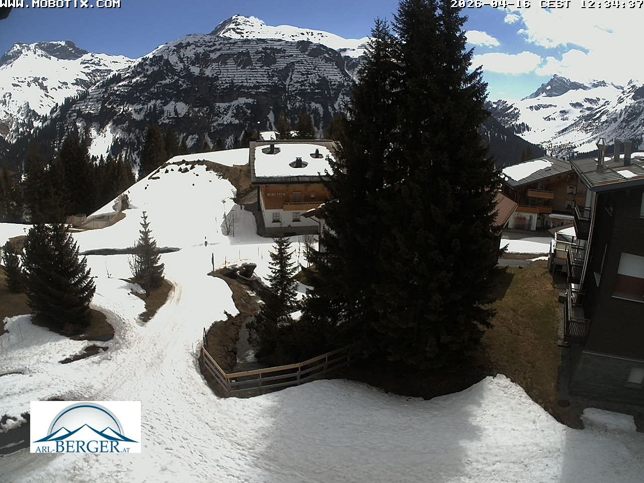 Archiv Foto Webcam Oberlech: Pension Berger