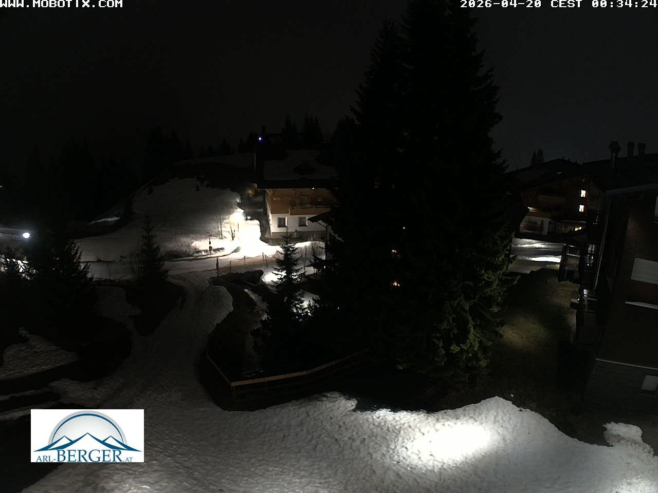 Archiv Foto Webcam Oberlech: Pension Berger