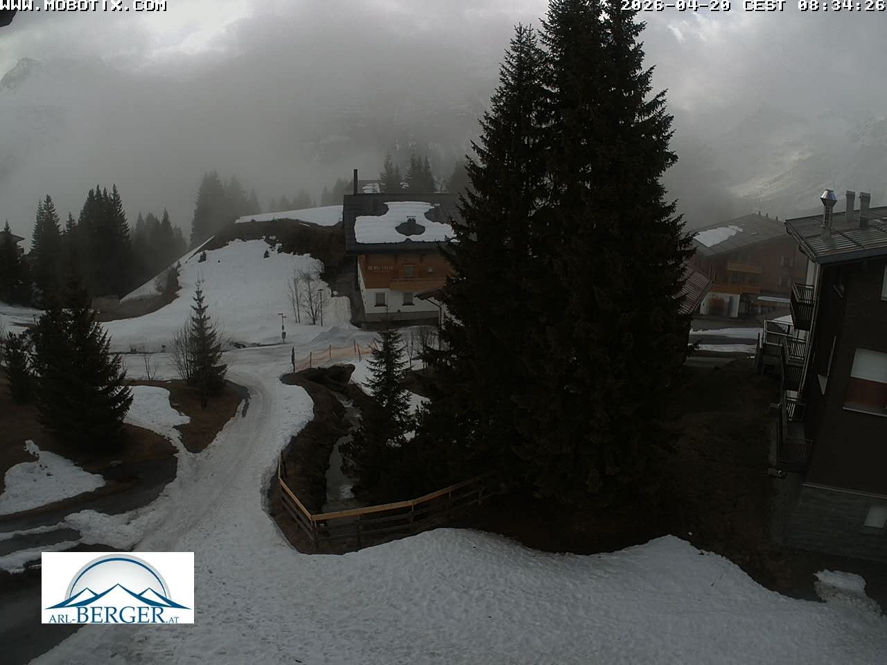 Archiv Foto Webcam Oberlech: Pension Berger