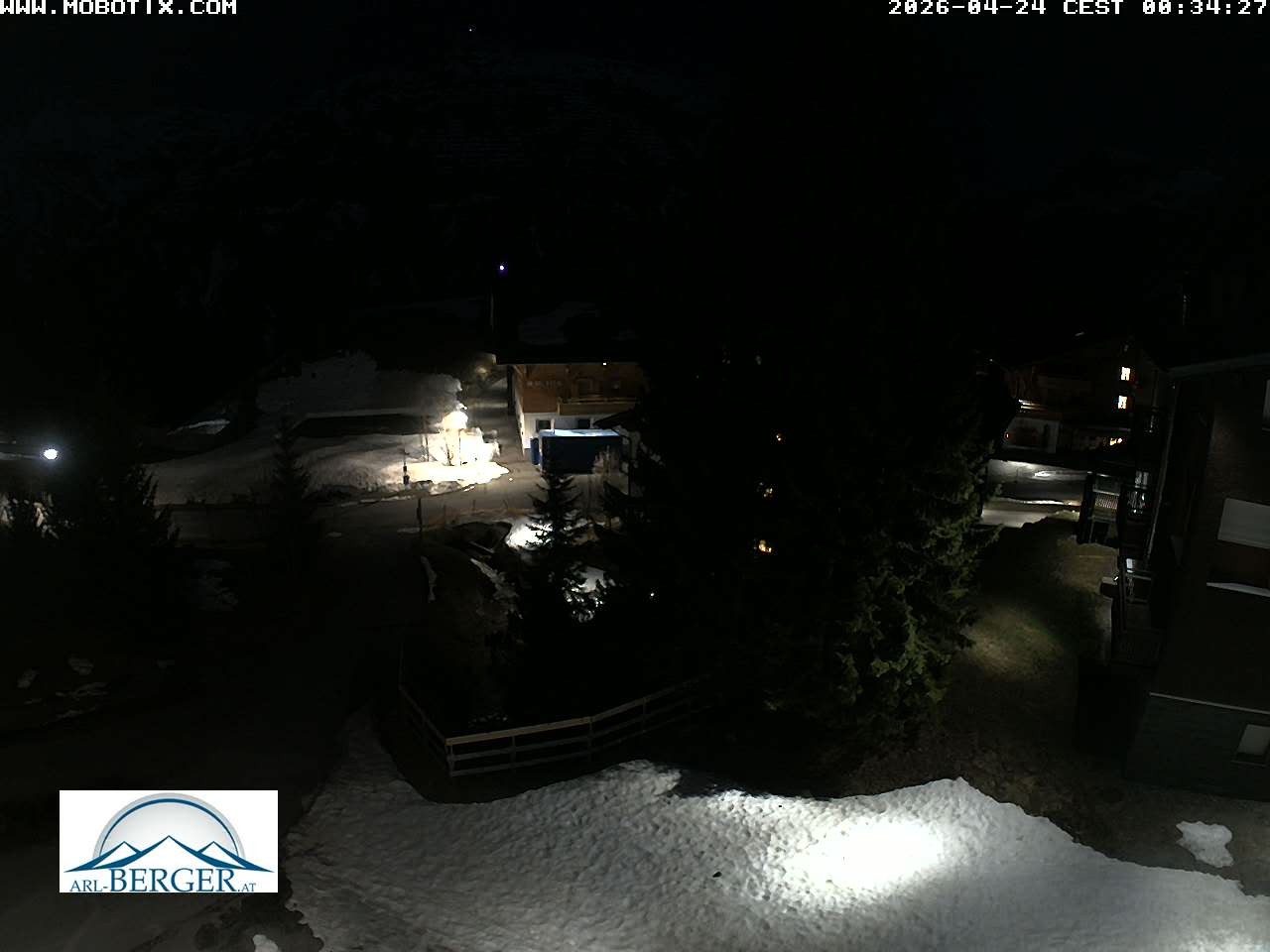 Archiv Foto Webcam Oberlech: Pension Berger