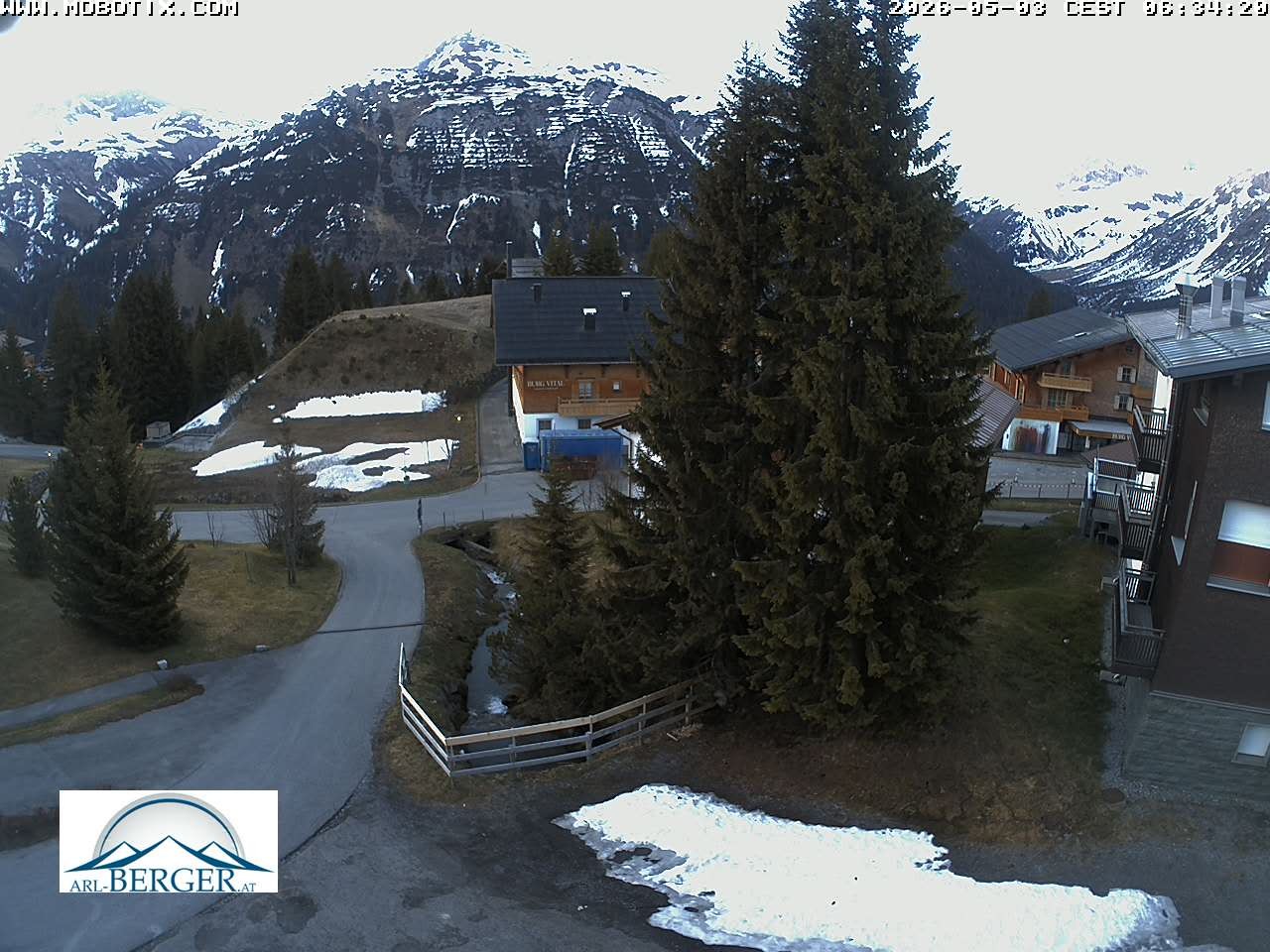 Archiv Foto Webcam Oberlech: Pension Berger
