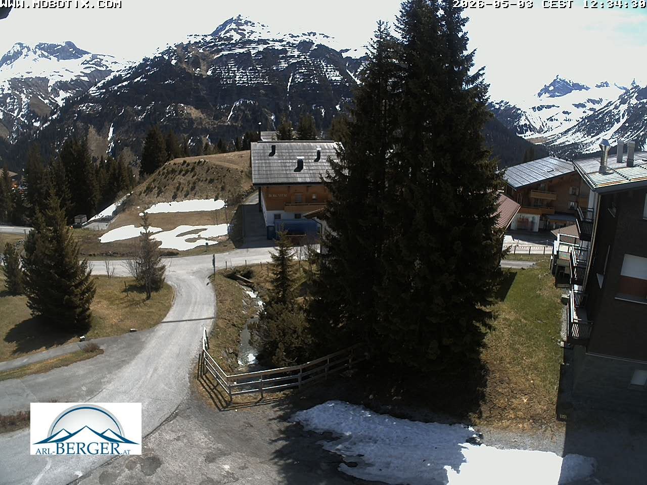 Archiv Foto Webcam Oberlech: Pension Berger