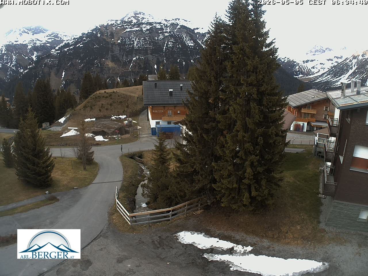 Archiv Foto Webcam Oberlech: Pension Berger