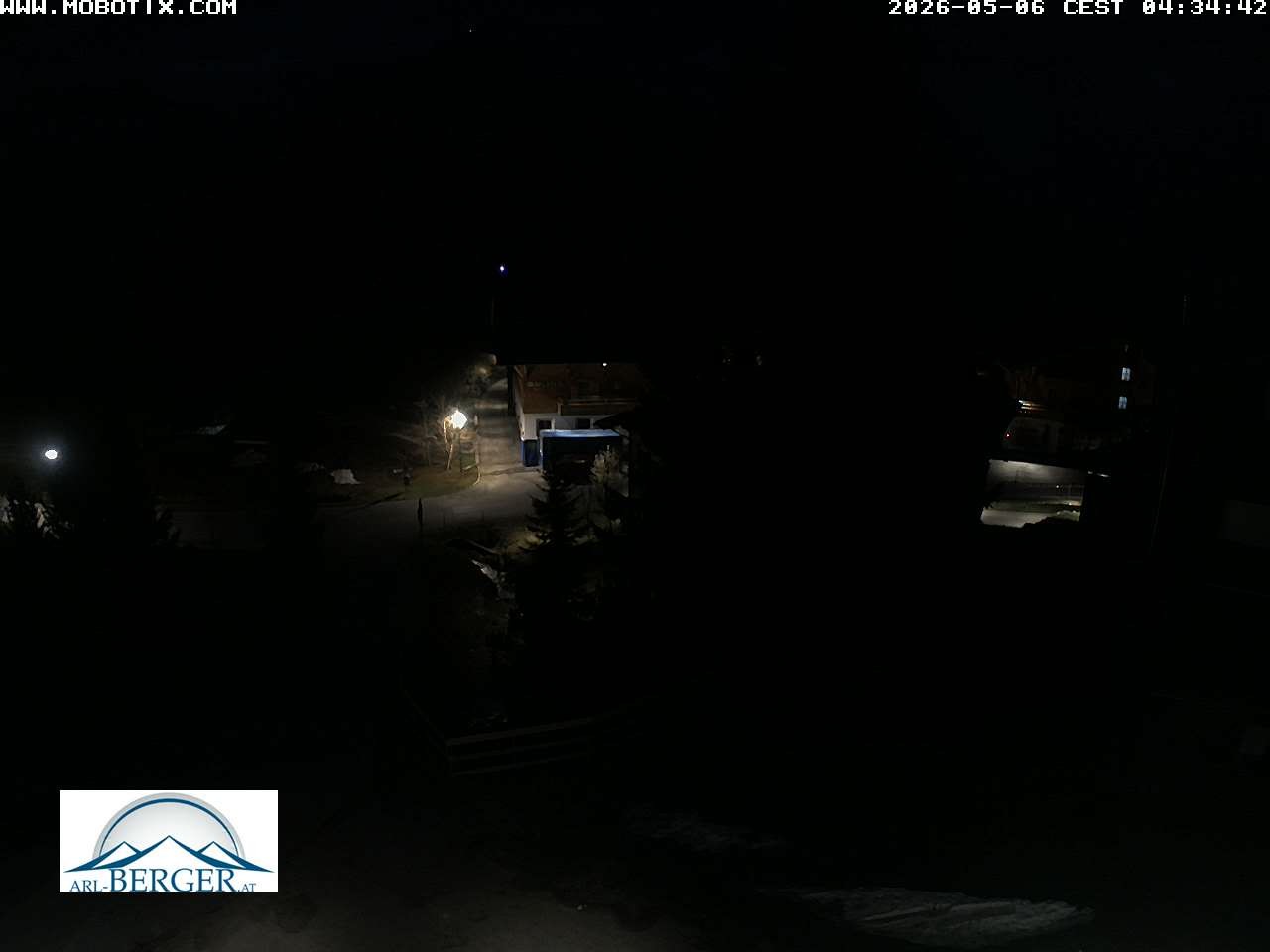 Archiv Foto Webcam Oberlech: Pension Berger