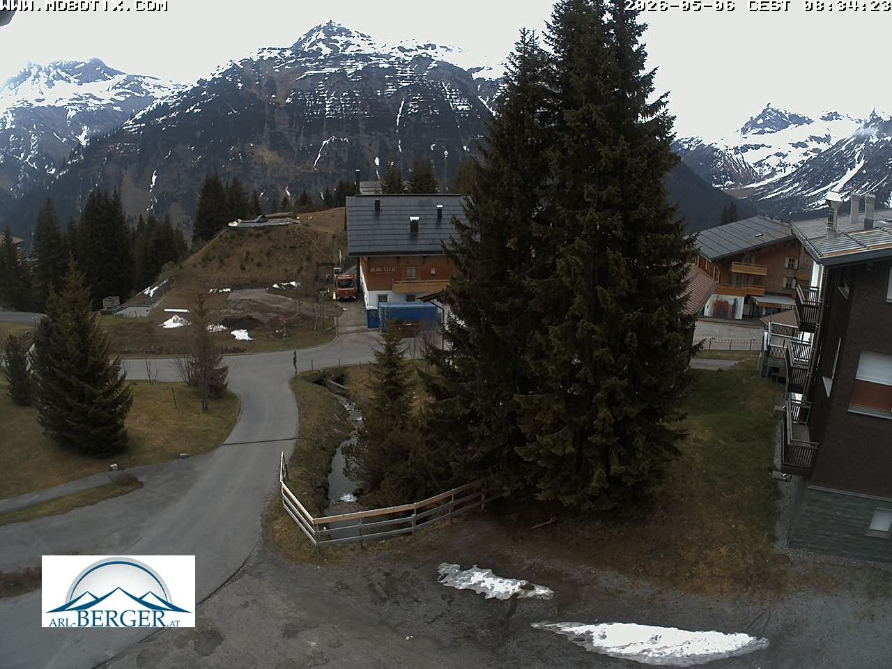 Archiv Foto Webcam Oberlech: Pension Berger