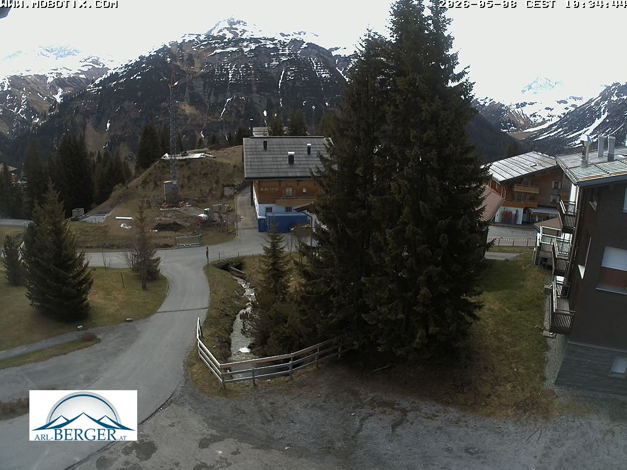Archiv Foto Webcam Oberlech: Pension Berger