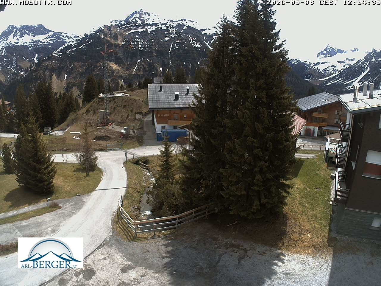 Archiv Foto Webcam Oberlech: Pension Berger