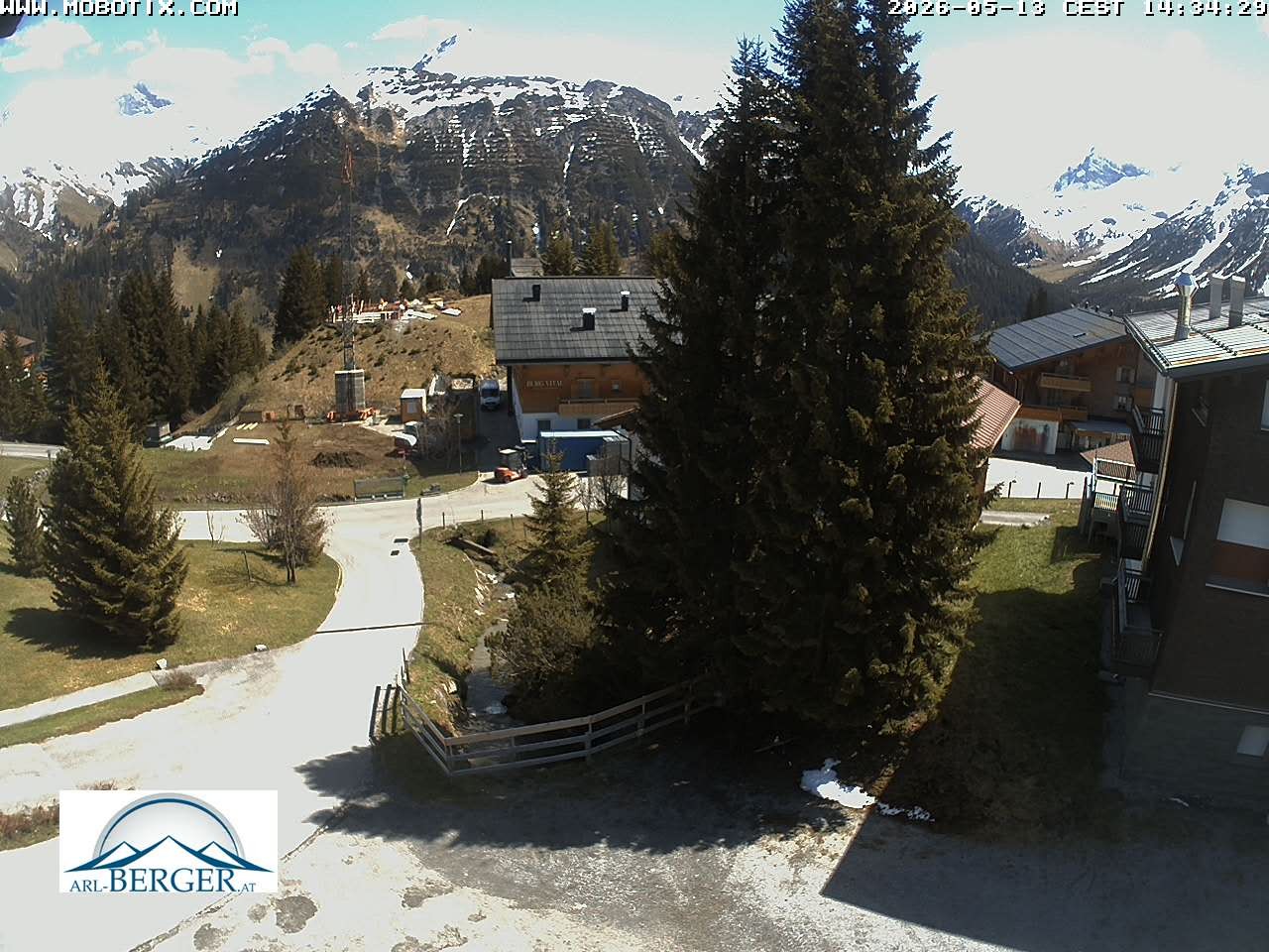 Archiv Foto Webcam Oberlech: Pension Berger