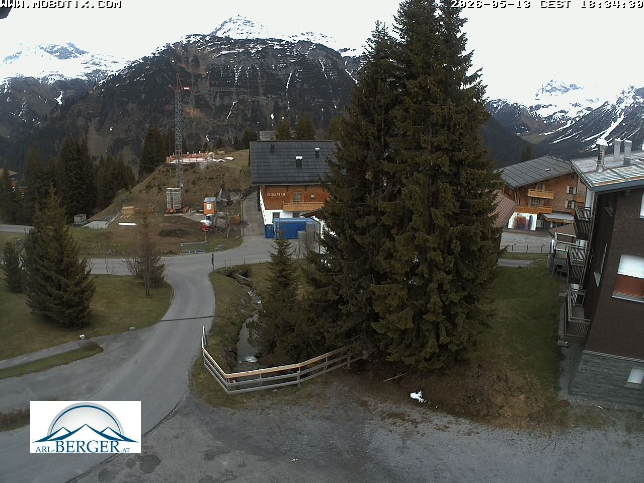 Archiv Foto Webcam Oberlech: Pension Berger