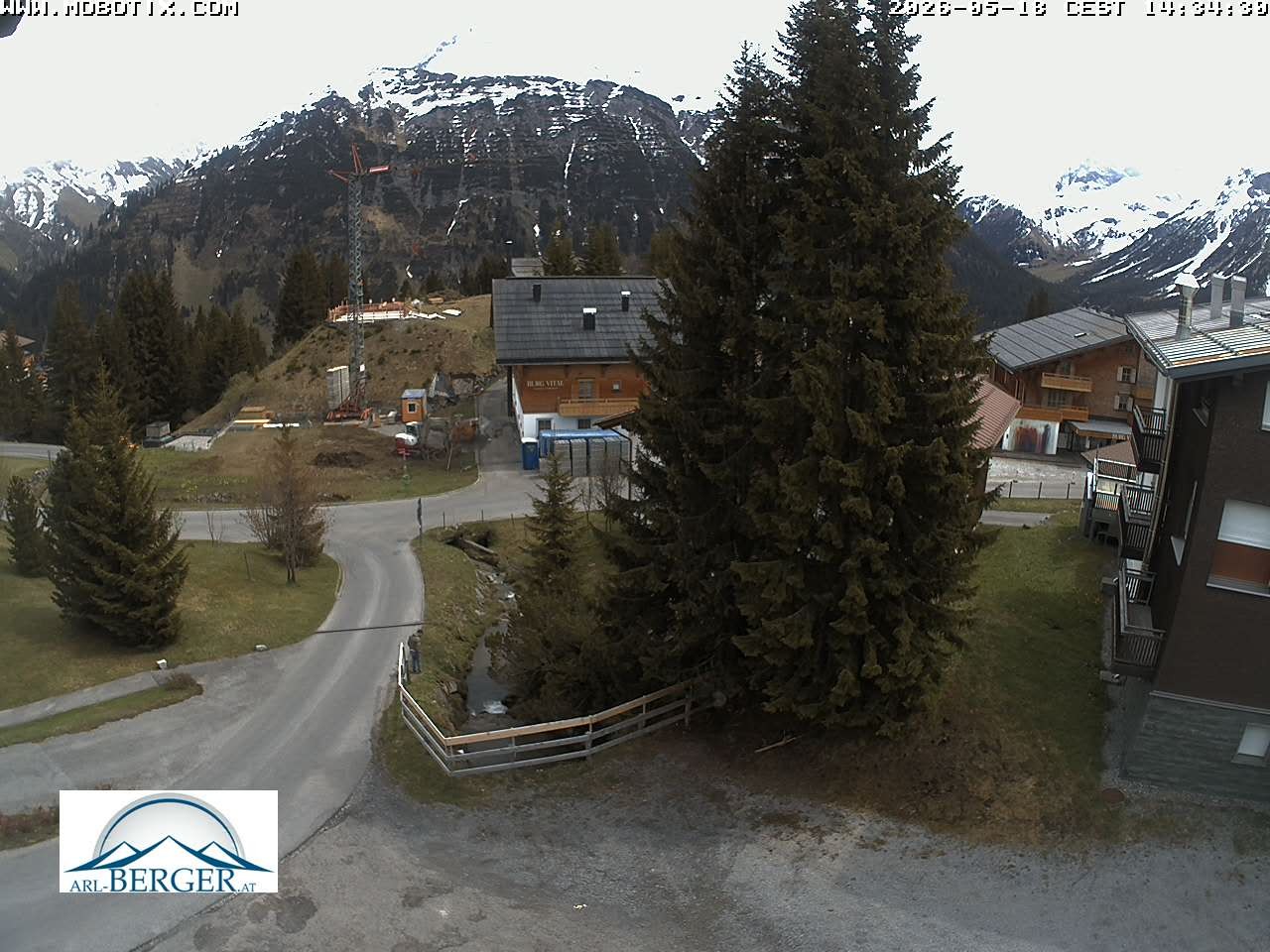 Archiv Foto Webcam Oberlech: Pension Berger