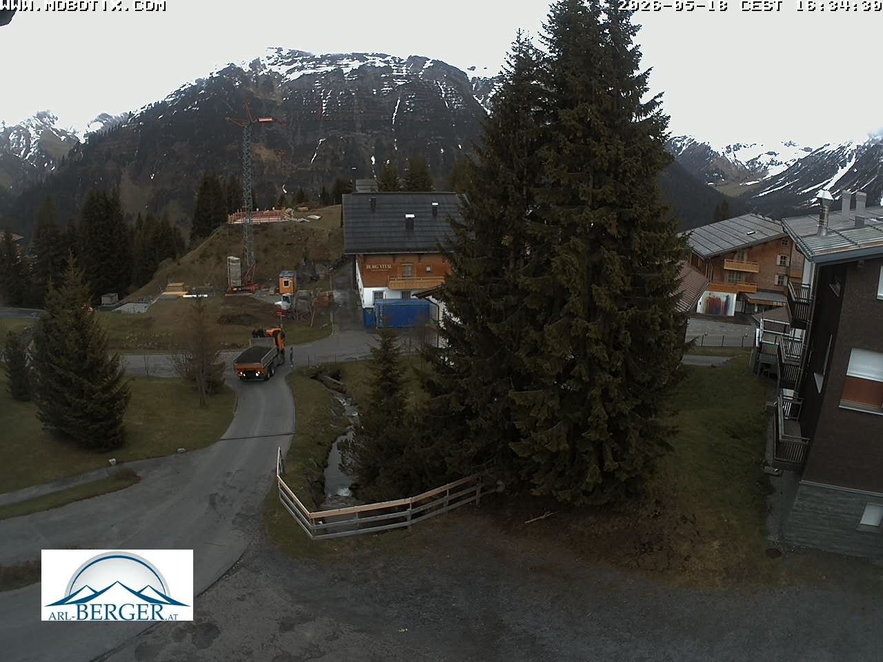 Archiv Foto Webcam Oberlech: Pension Berger