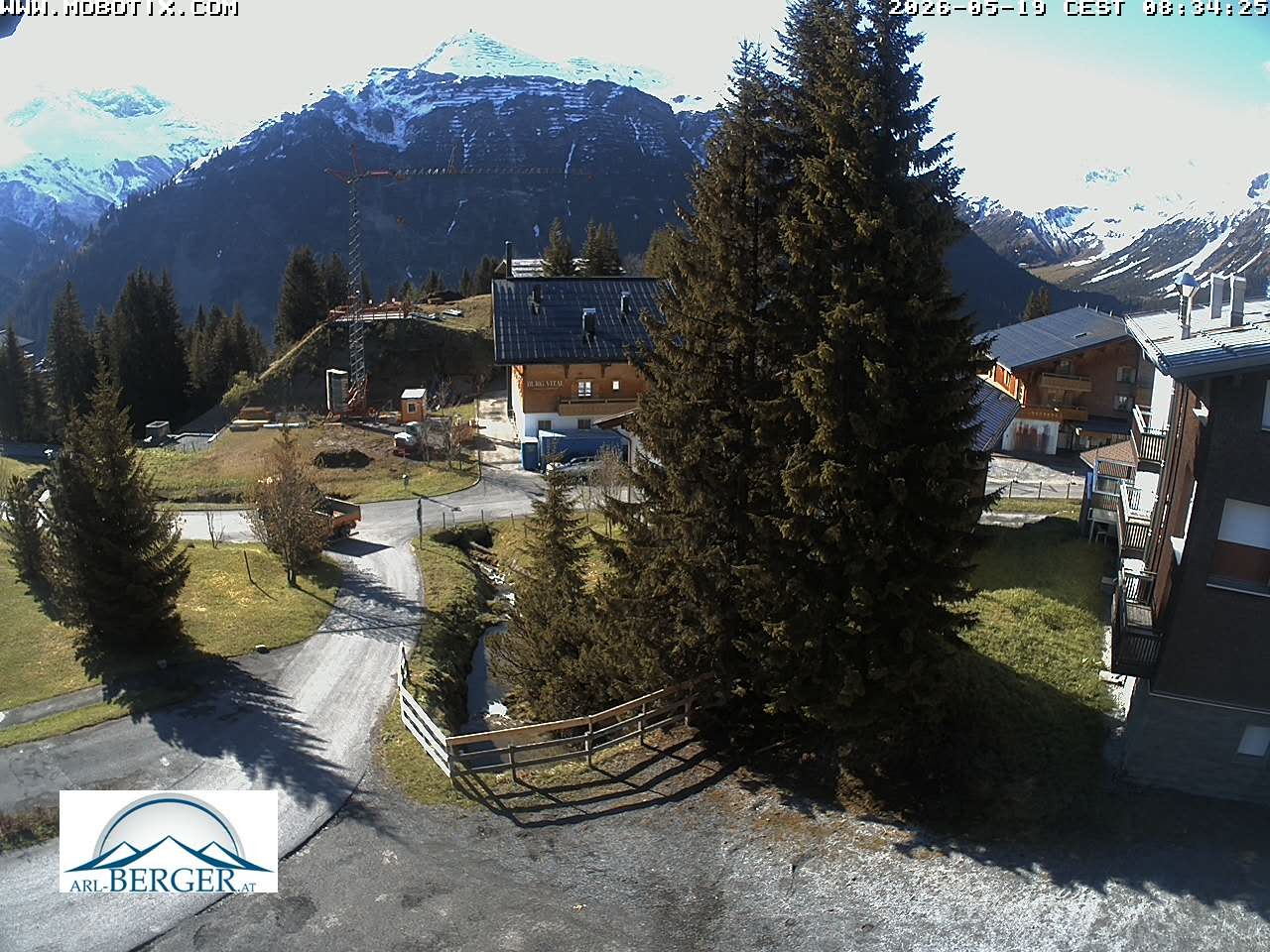 Archiv Foto Webcam Oberlech: Pension Berger