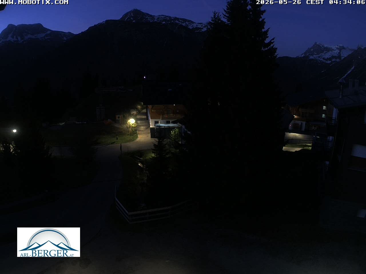 Archiv Foto Webcam Oberlech: Pension Berger