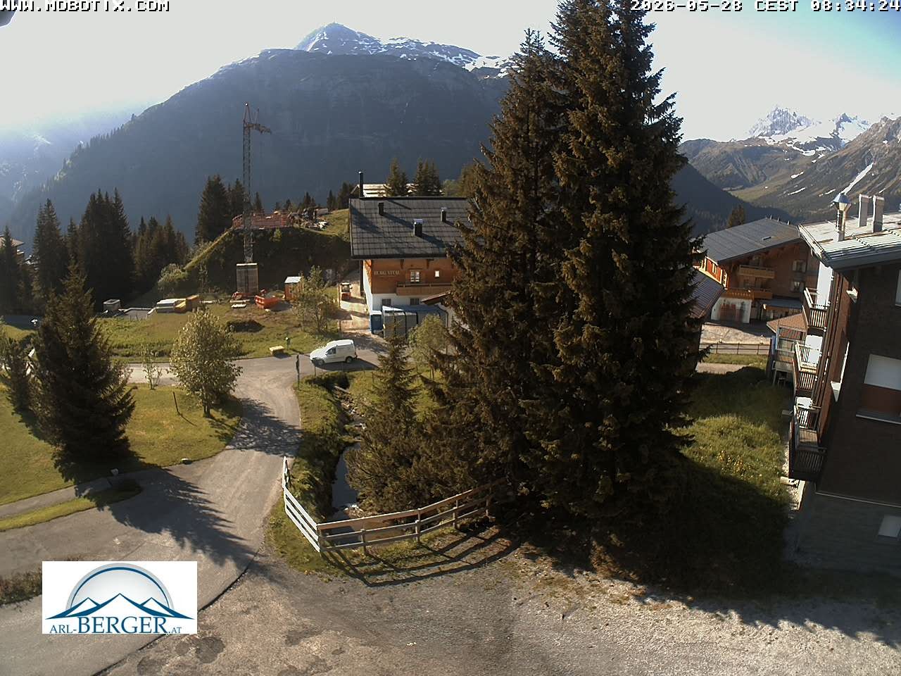 Archiv Foto Webcam Oberlech: Pension Berger