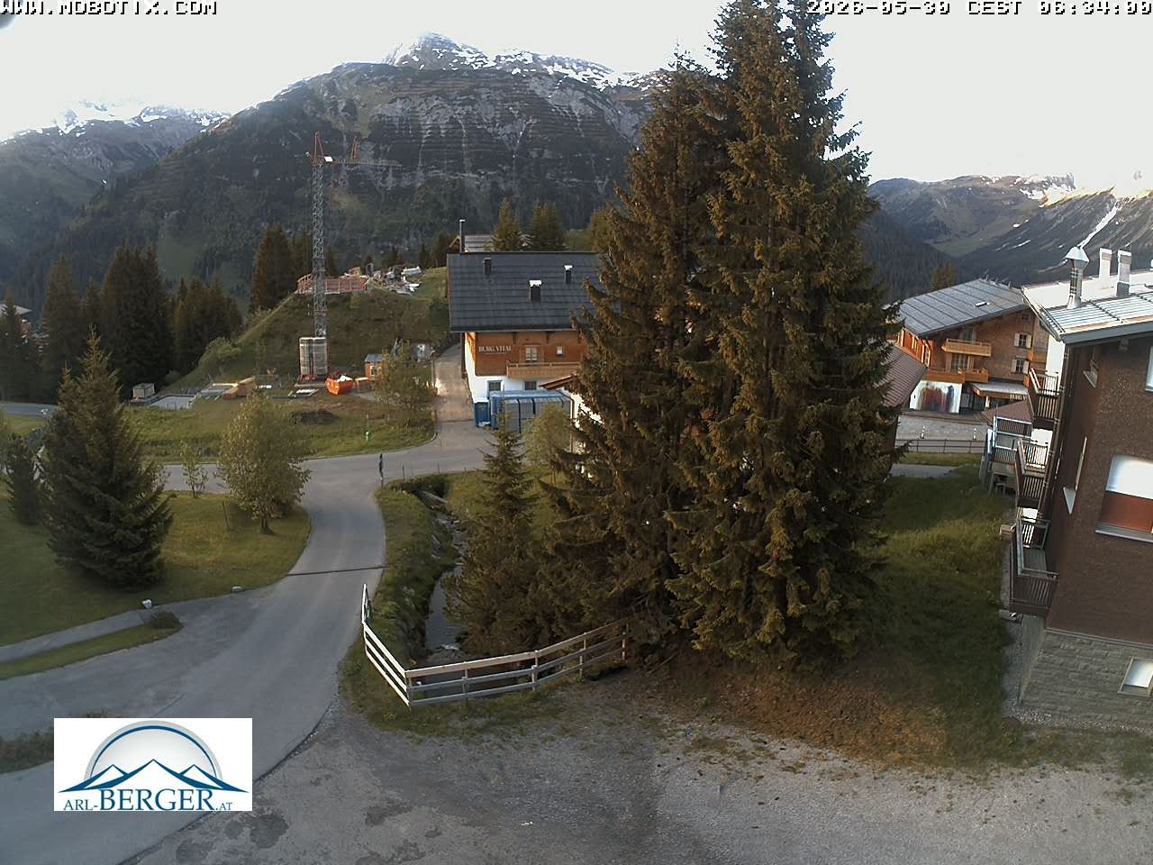 Archived image Webcam Oberlech: guest house Berger