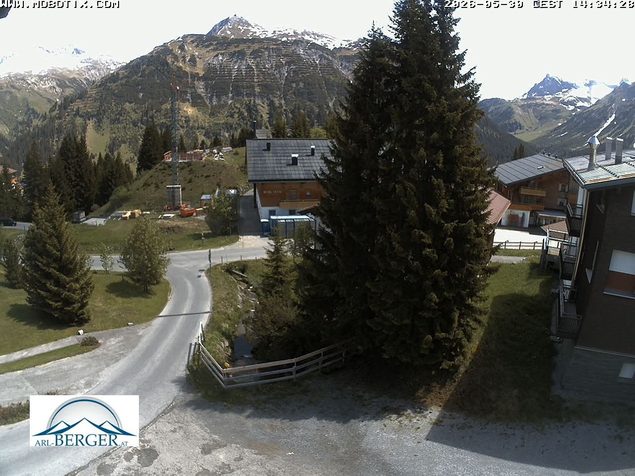 Archiv Foto Webcam Oberlech: Pension Berger
