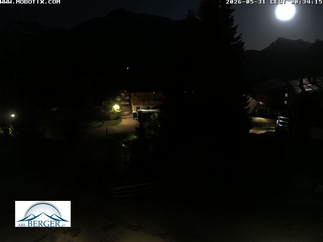 Archiv Foto Webcam Oberlech: Pension Berger