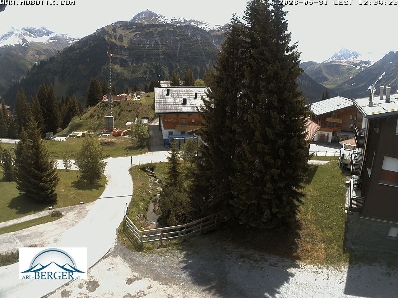 Archiv Foto Webcam Oberlech: Pension Berger
