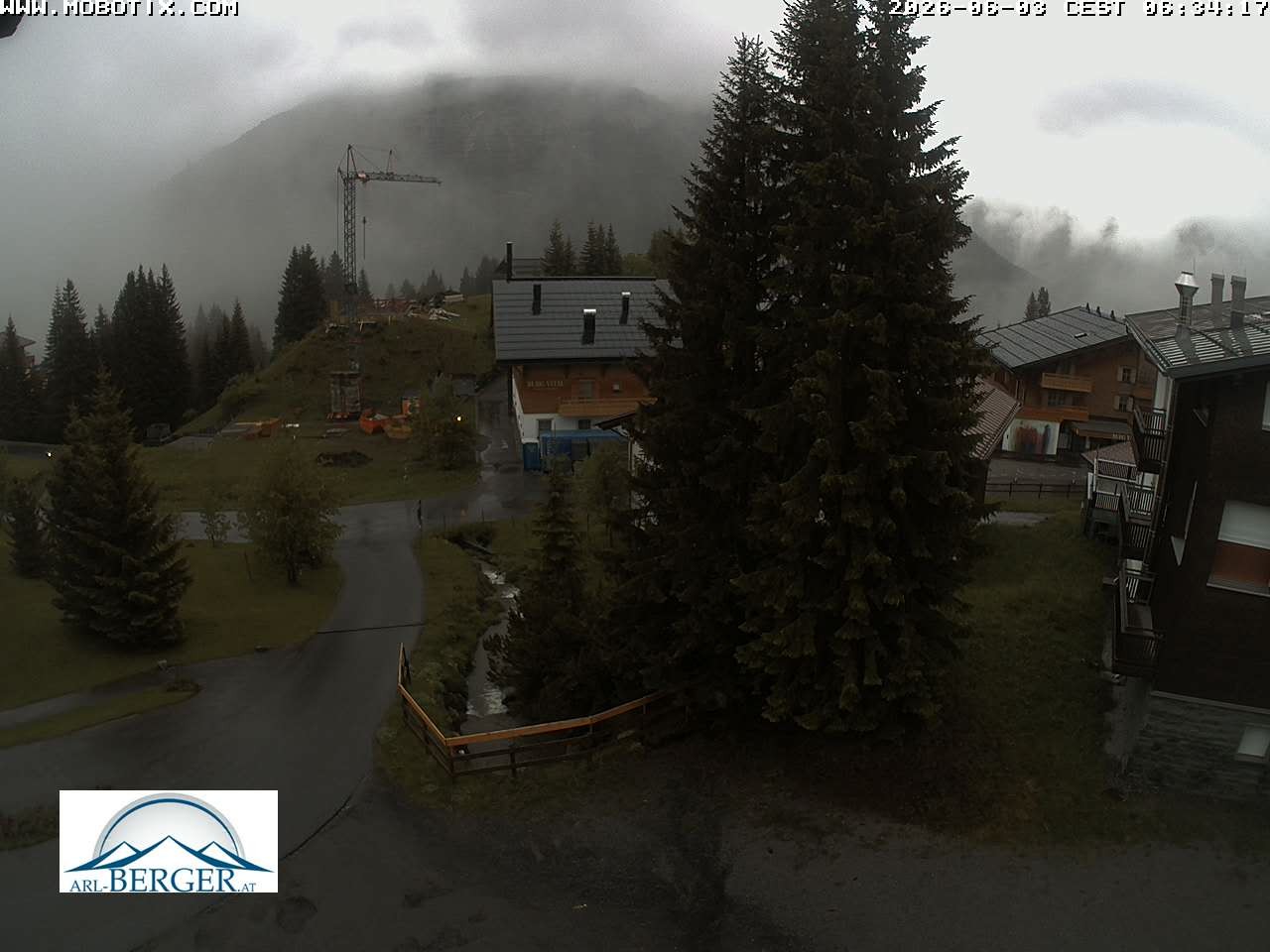 Archiv Foto Webcam Oberlech: Pension Berger