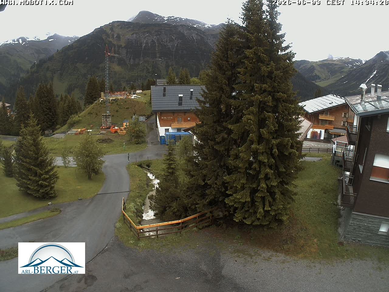 Archiv Foto Webcam Oberlech: Pension Berger
