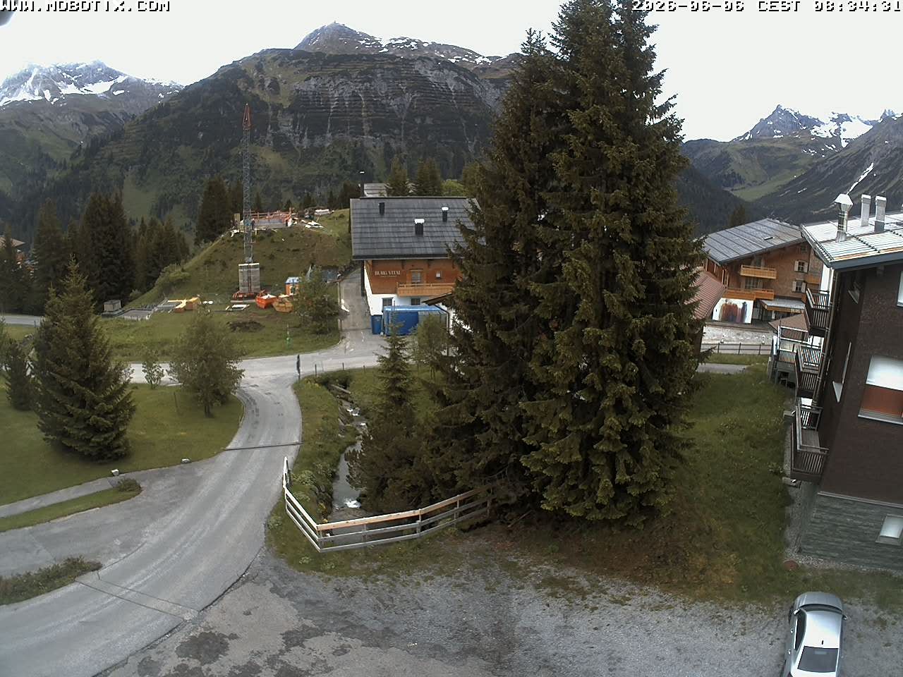 Archived image Webcam Oberlech: guest house Berger