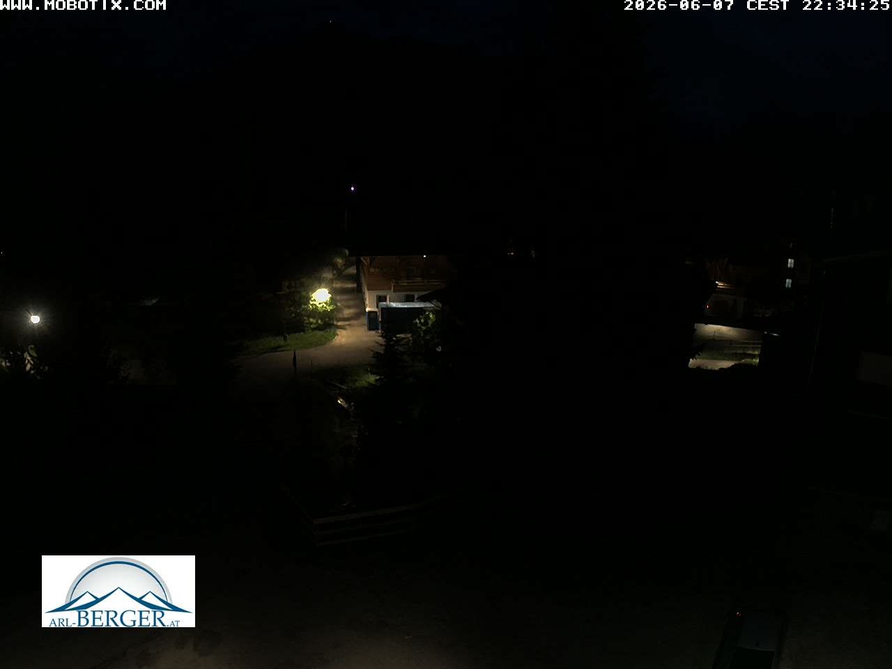 Archiv Foto Webcam Oberlech: Pension Berger
