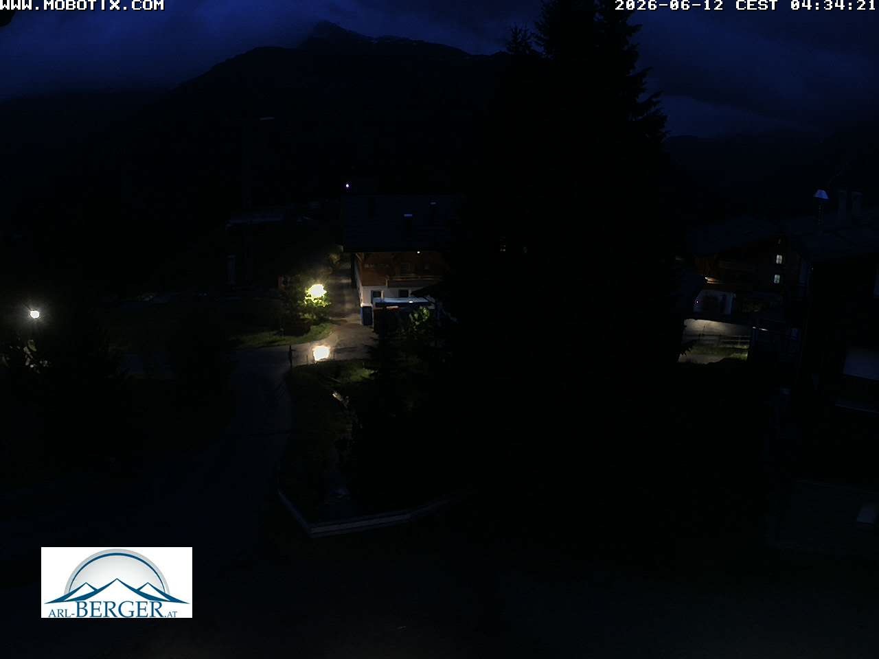 Archiv Foto Webcam Oberlech: Pension Berger