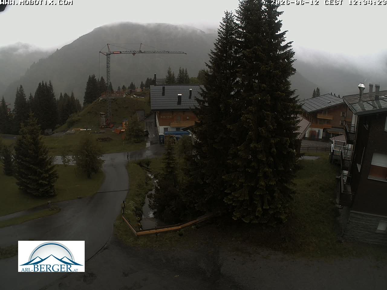 Archiv Foto Webcam Oberlech: Pension Berger