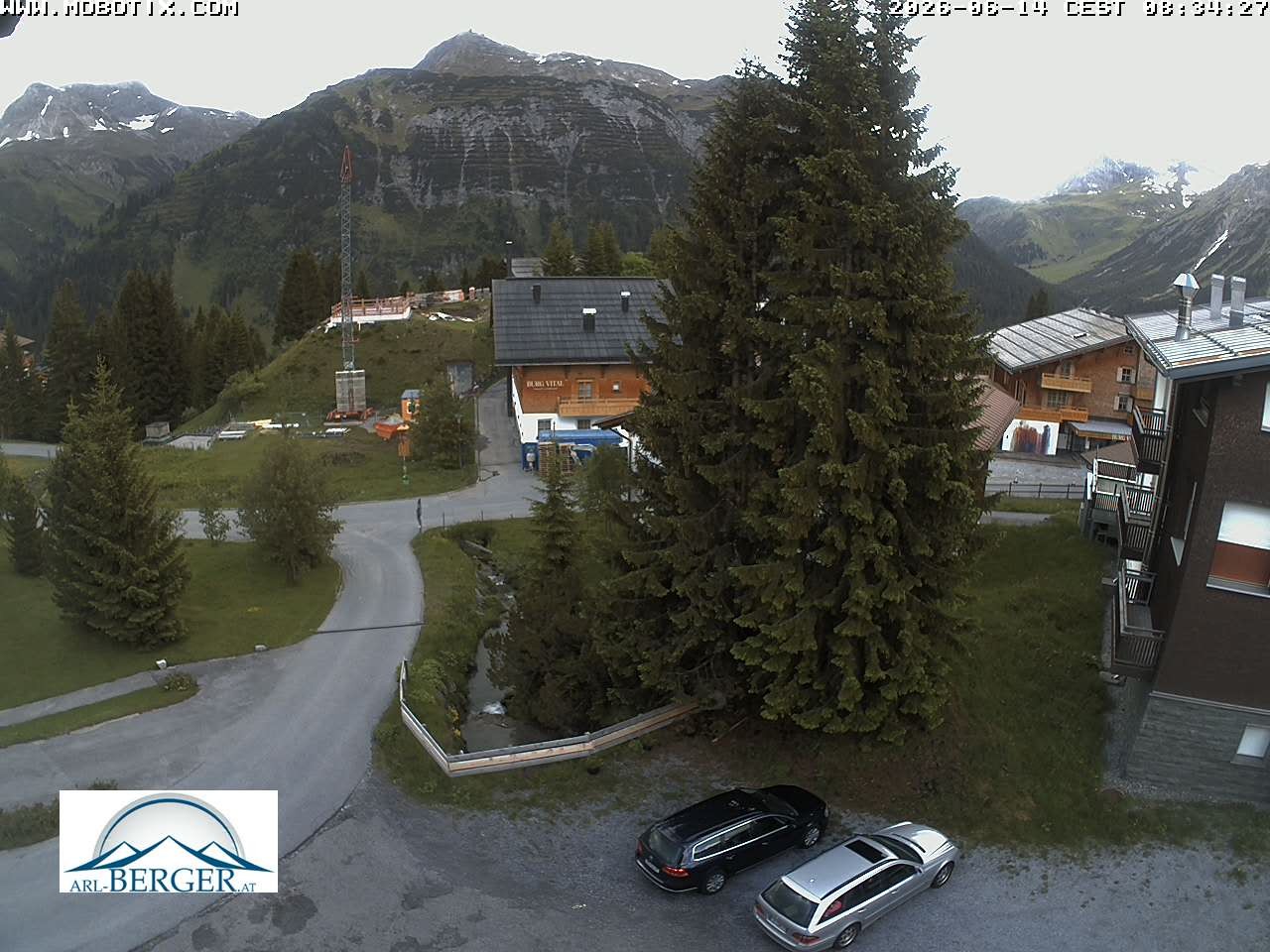 Archived image Webcam Oberlech: guest house Berger