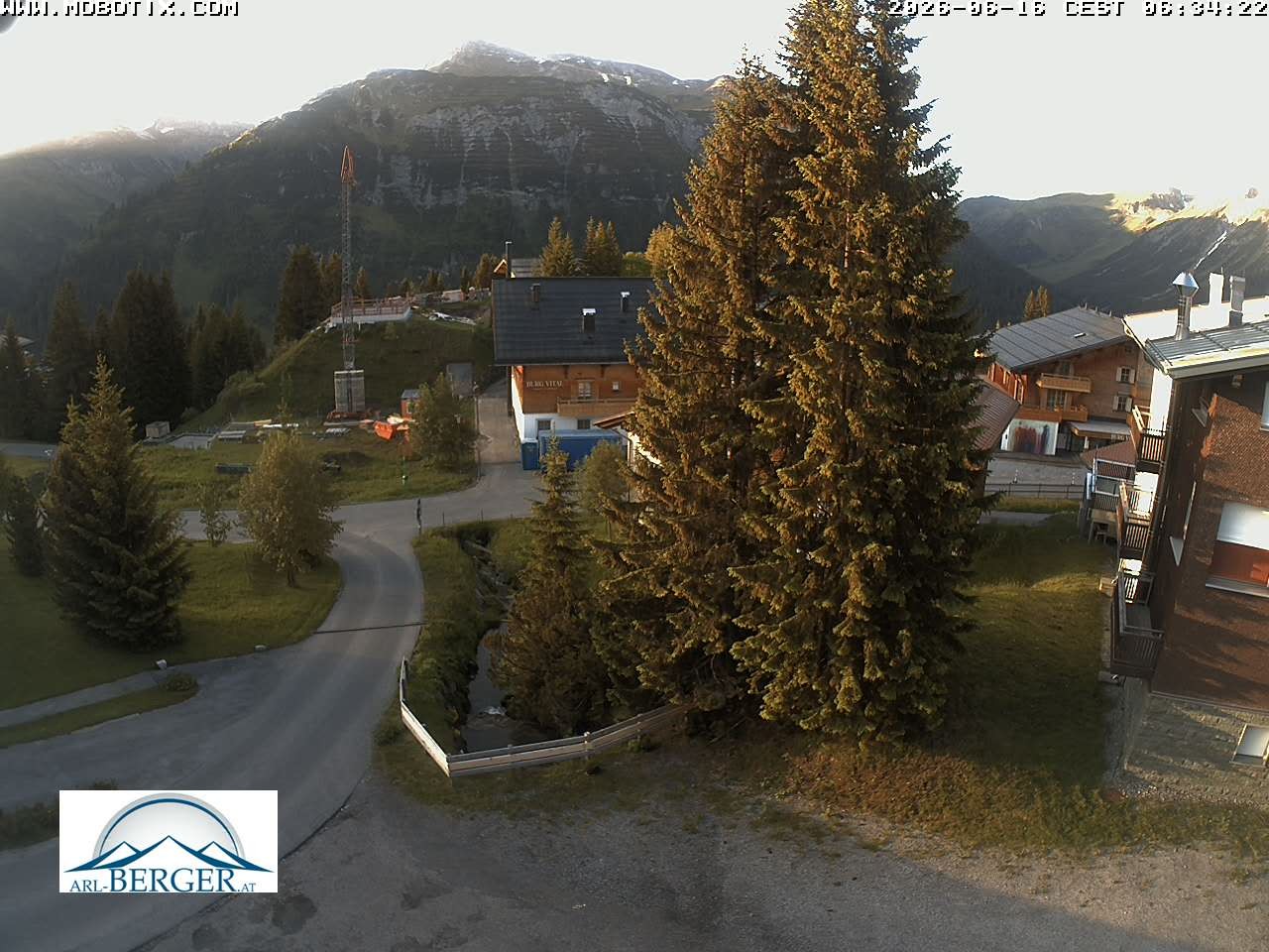 Archiv Foto Webcam Oberlech: Pension Berger