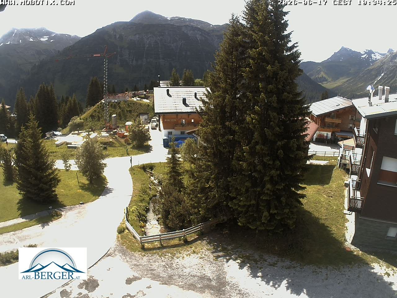 Archiv Foto Webcam Oberlech: Pension Berger