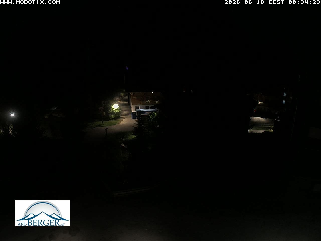 Archiv Foto Webcam Oberlech: Pension Berger