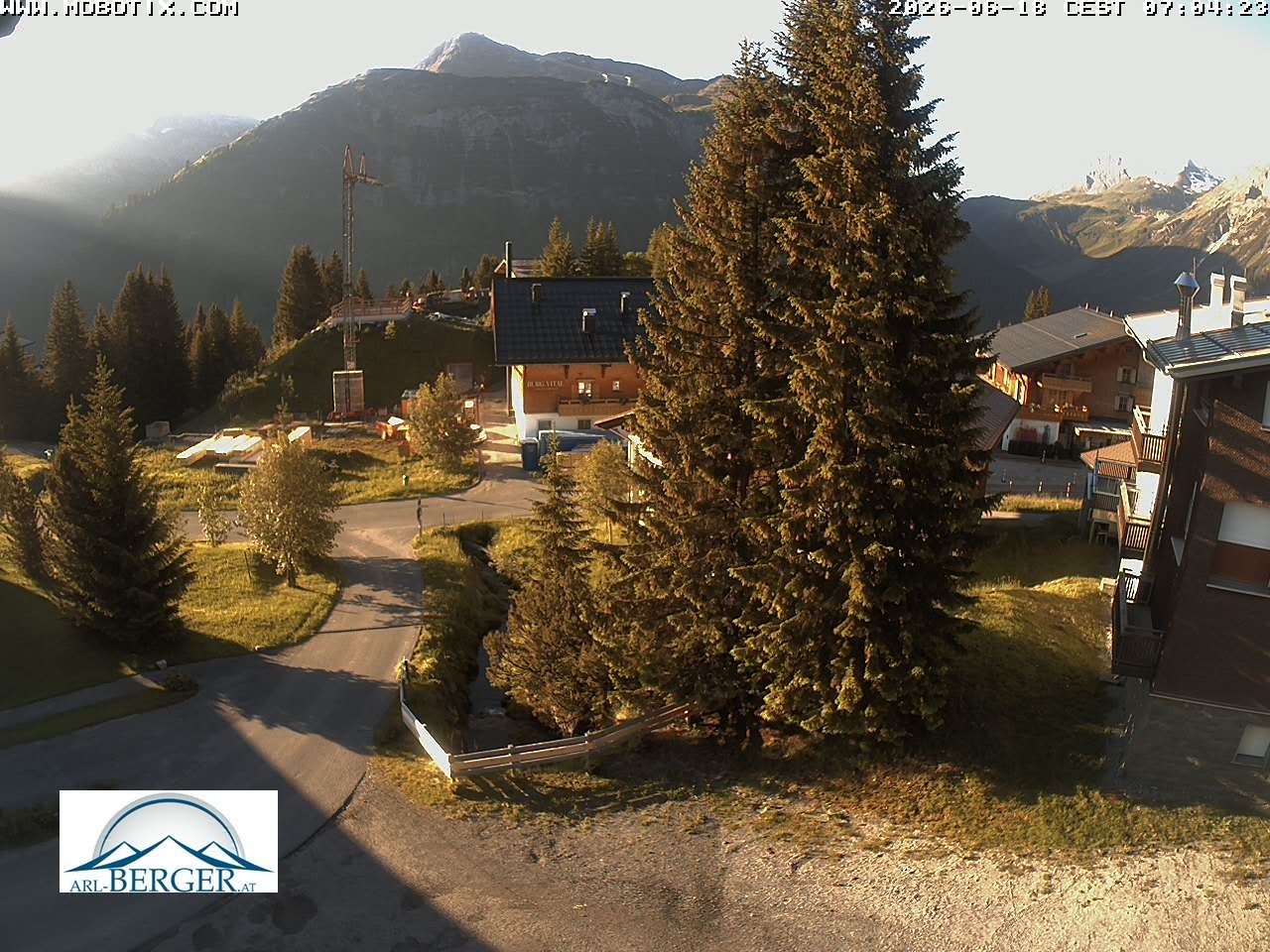 Archiv Foto Webcam Oberlech: Pension Berger