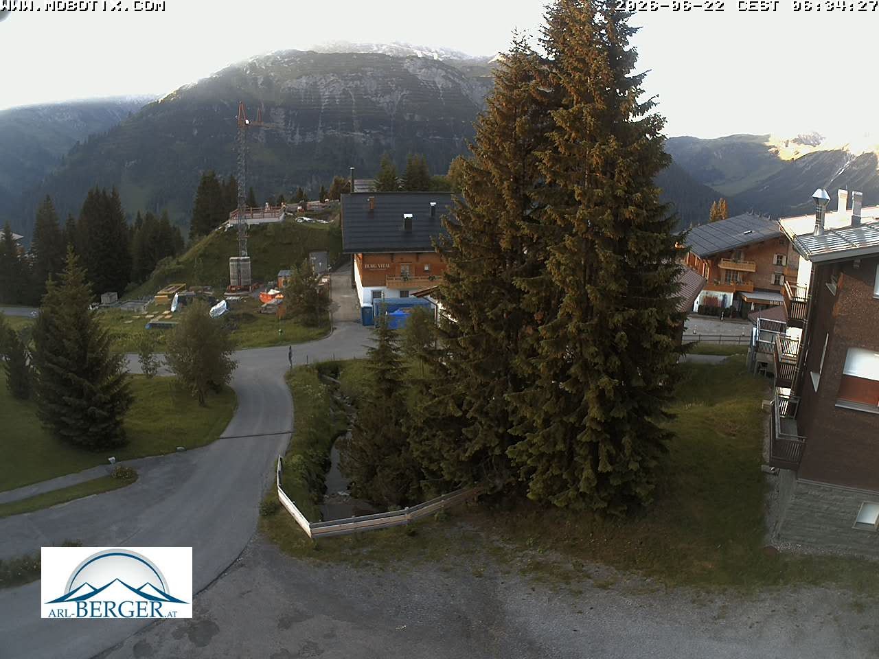 Archiv Foto Webcam Oberlech: Pension Berger