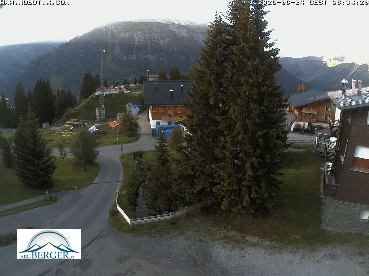 Archiv Foto Webcam Oberlech: Pension Berger