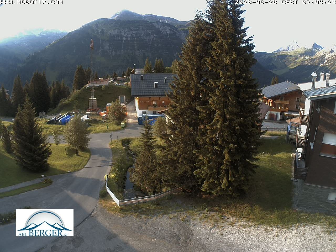 Archiv Foto Webcam Oberlech: Pension Berger