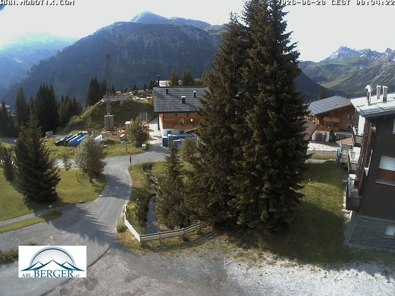 Archiv Foto Webcam Oberlech: Pension Berger