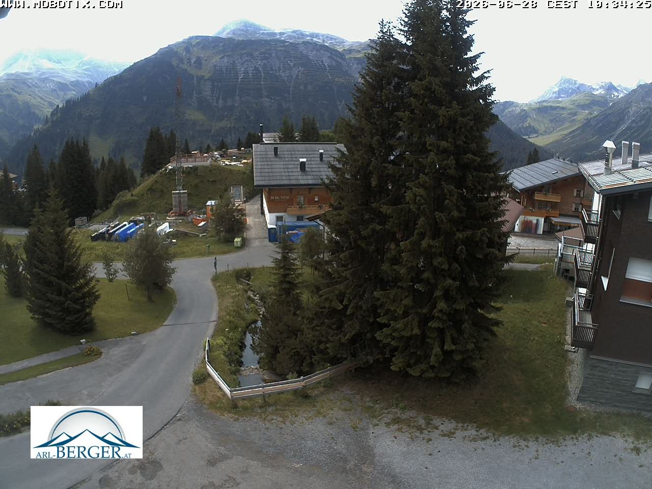 Archiv Foto Webcam Oberlech: Pension Berger