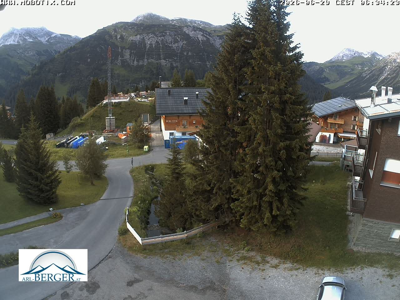 Archiv Foto Webcam Oberlech: Pension Berger