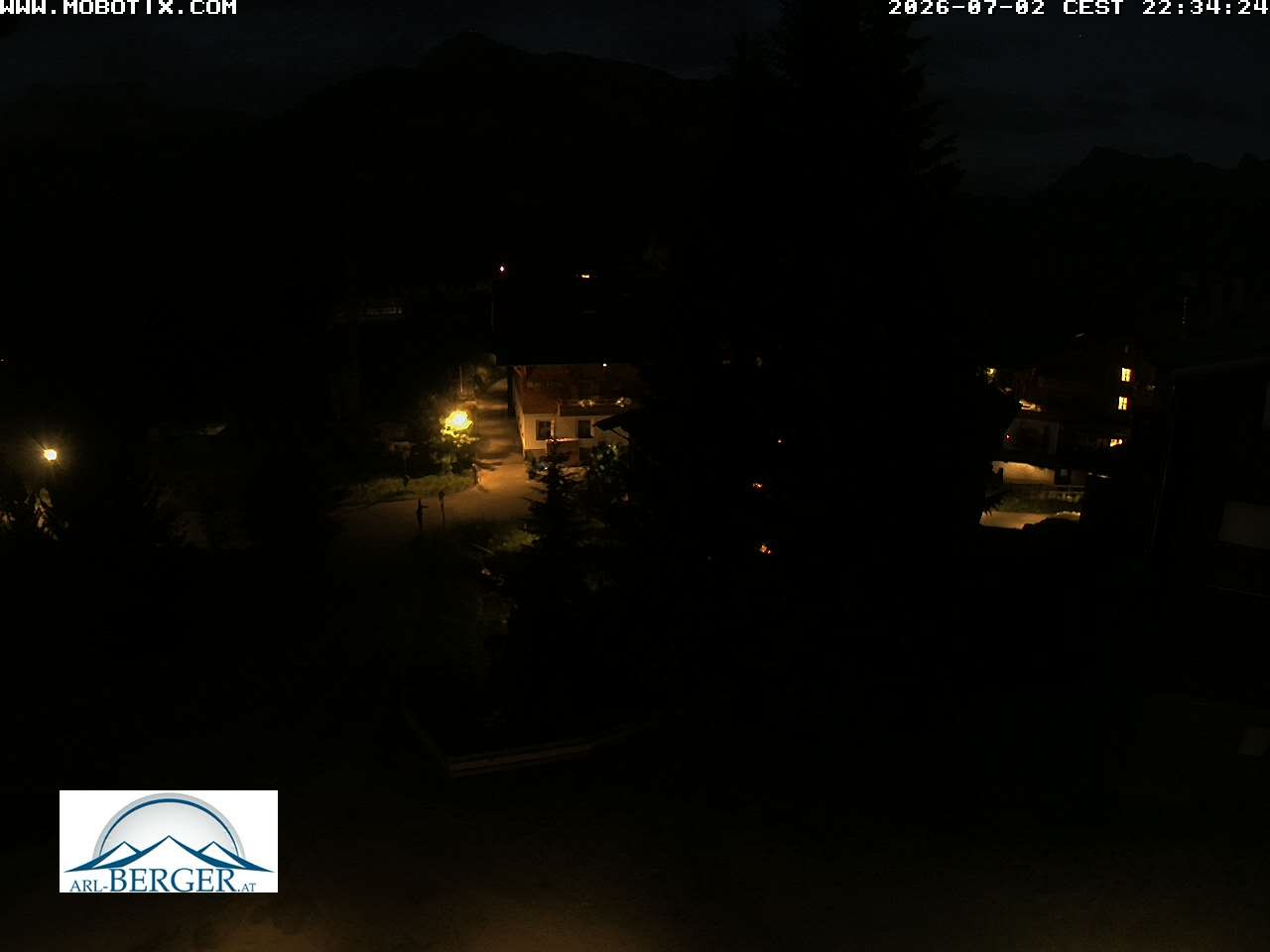 Archiv Foto Webcam Oberlech: Pension Berger