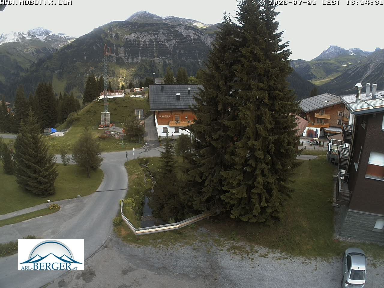 Archiv Foto Webcam Oberlech: Pension Berger
