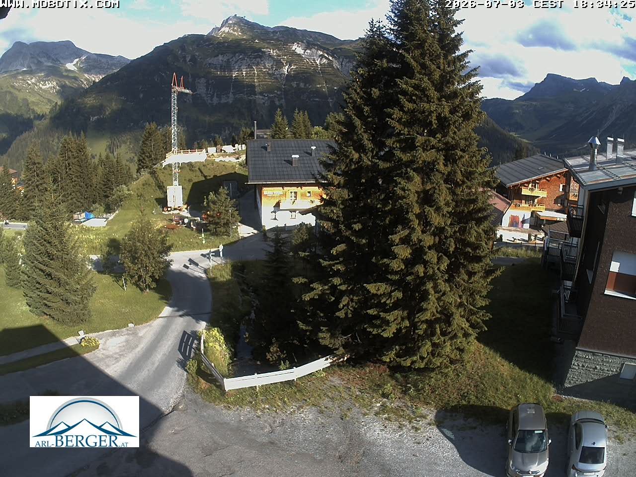 Archiv Foto Webcam Oberlech: Pension Berger