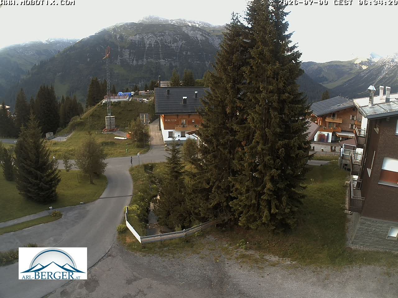 Archiv Foto Webcam Oberlech: Pension Berger