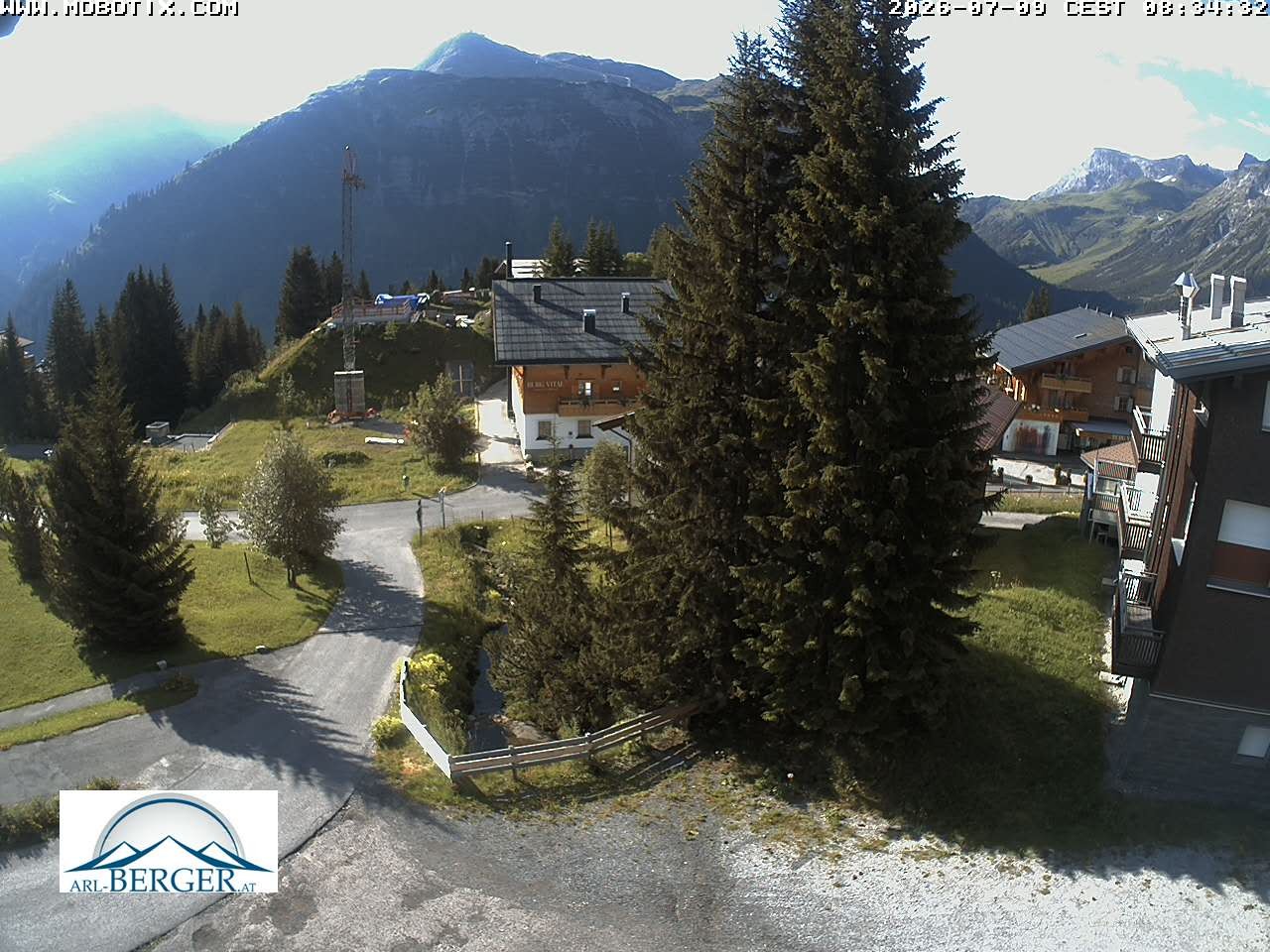 Archiv Foto Webcam Oberlech: Pension Berger
