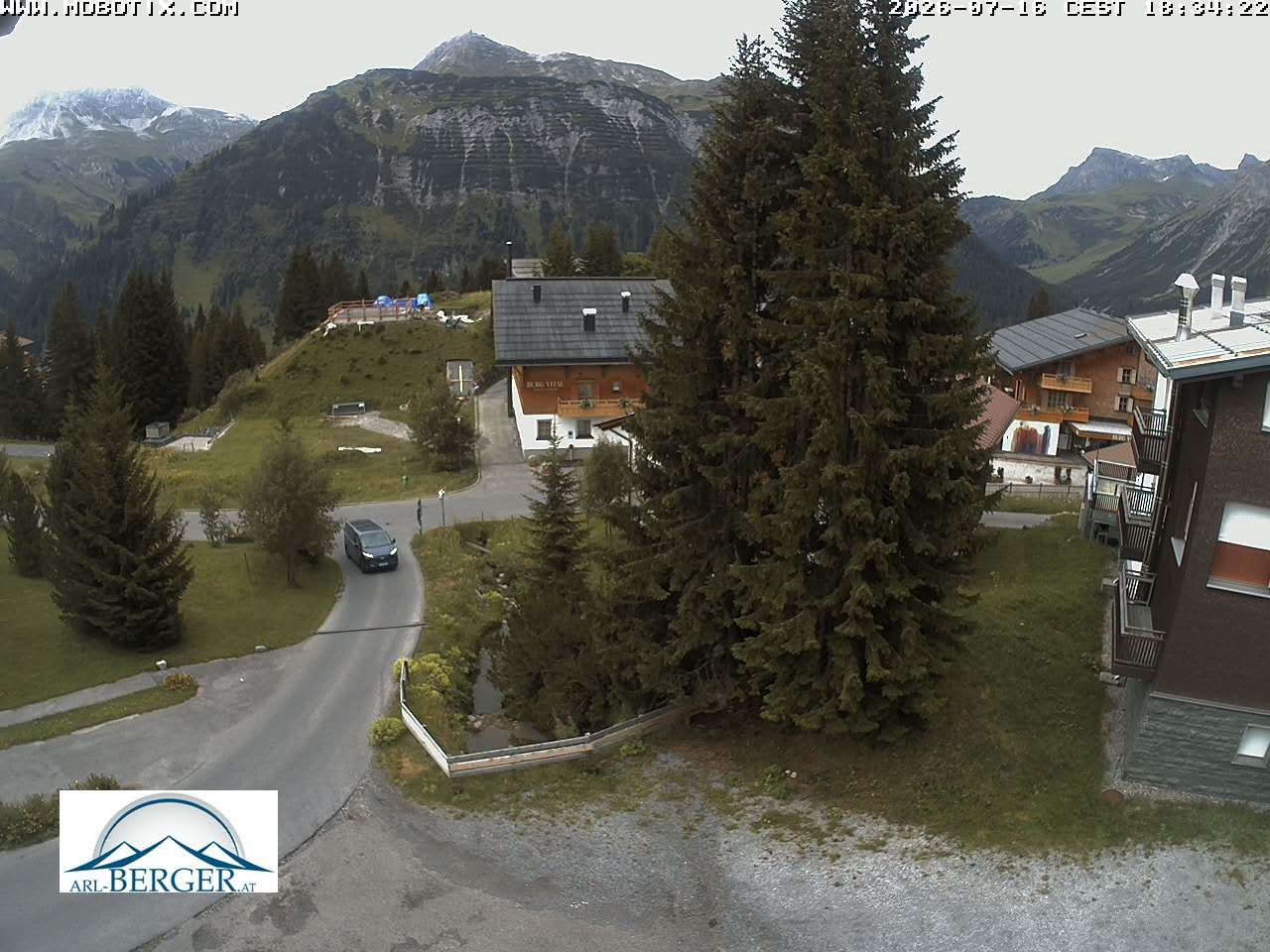 Archiv Foto Webcam Oberlech: Pension Berger