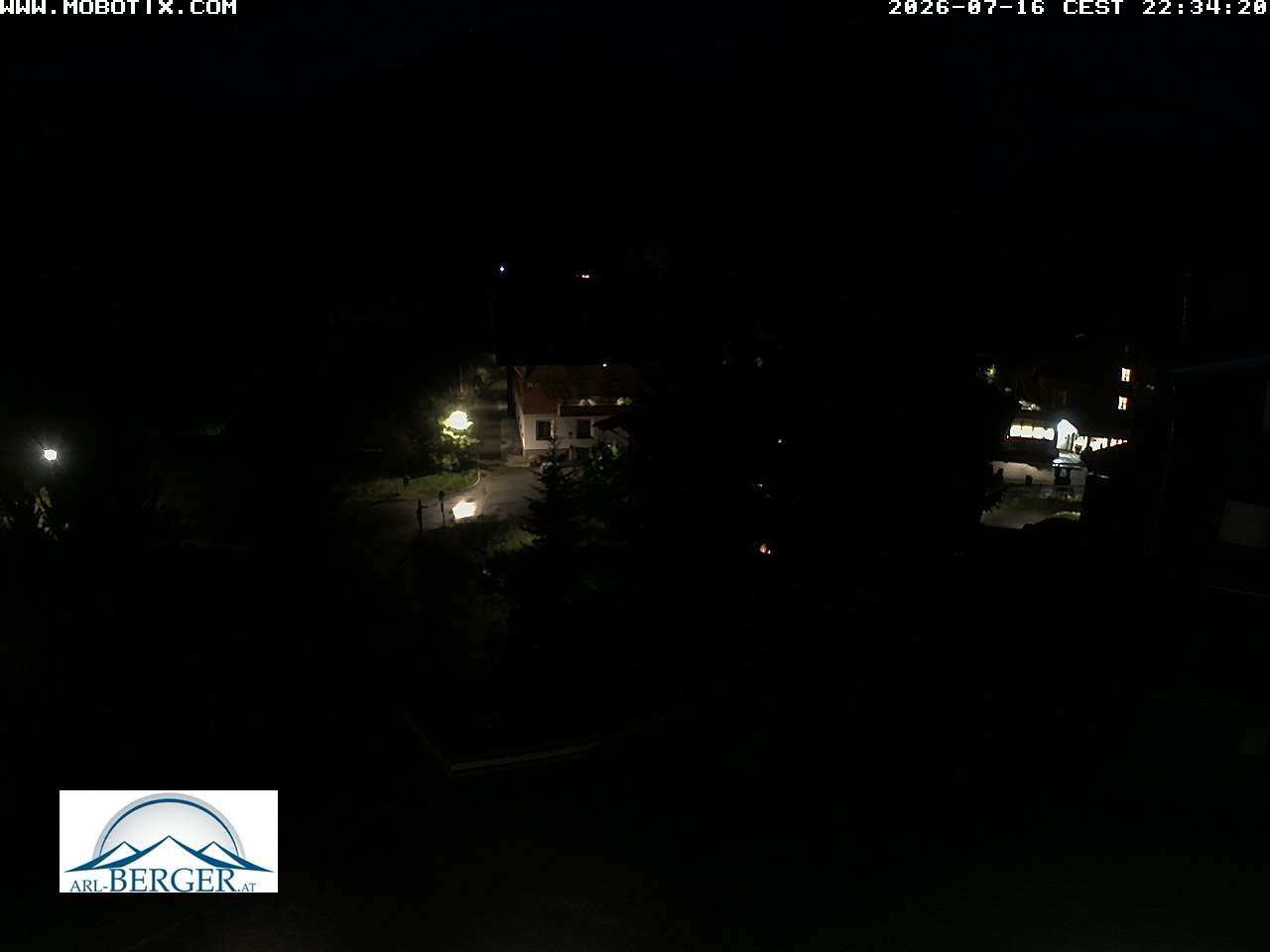 Archiv Foto Webcam Oberlech: Pension Berger